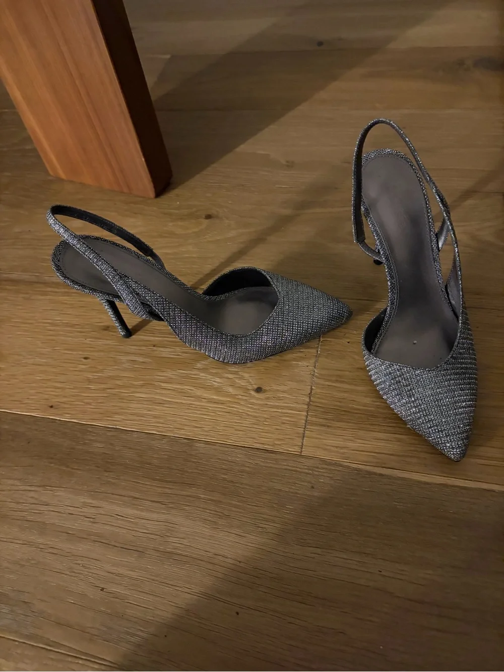 Michael Kors Silver Glitter Pointed Slingback Heels
